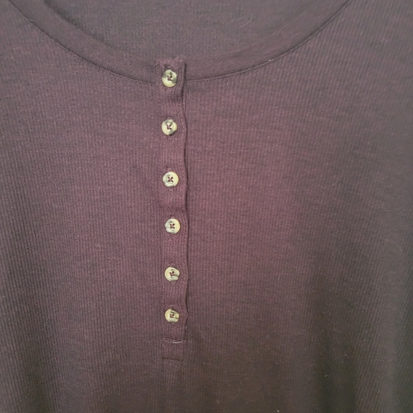 Old Navy Plum Long Sleeve Top - Picture 2 of 5